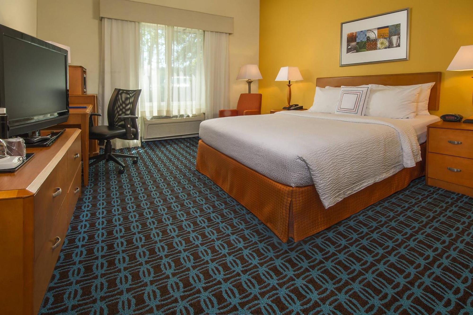 Fairfield Inn And Suites Уилсън Екстериор снимка